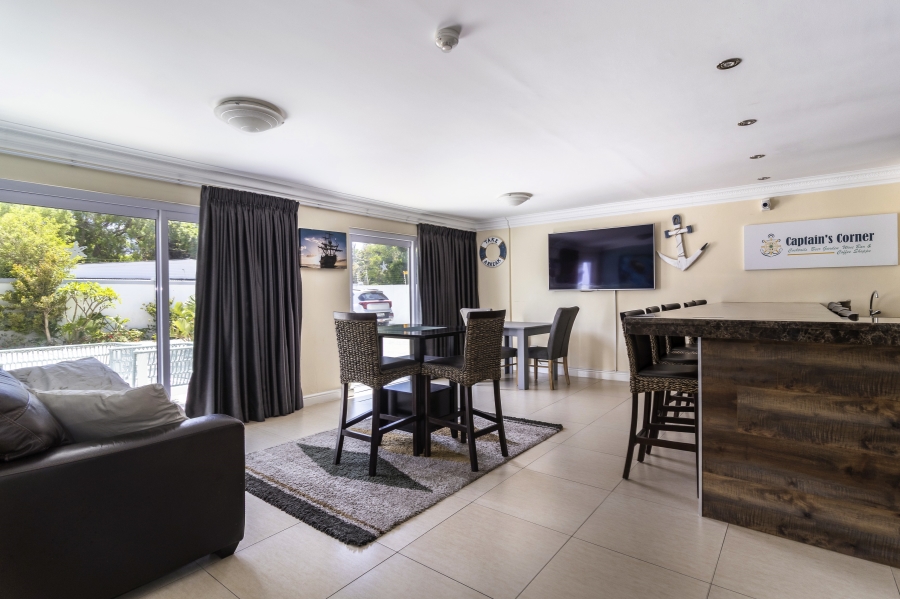 Commercial Property for Sale in Lochnerhof Western Cape